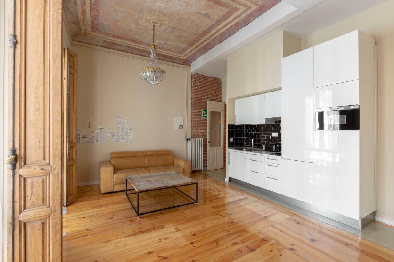 Apartamentos Matute 11 Madrid Dış mekan fotoğraf