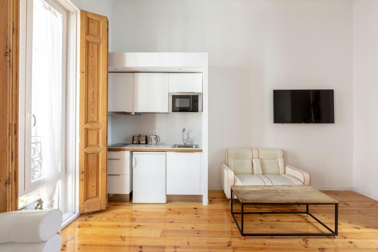 Apartamentos Matute 11 Madrid Dış mekan fotoğraf