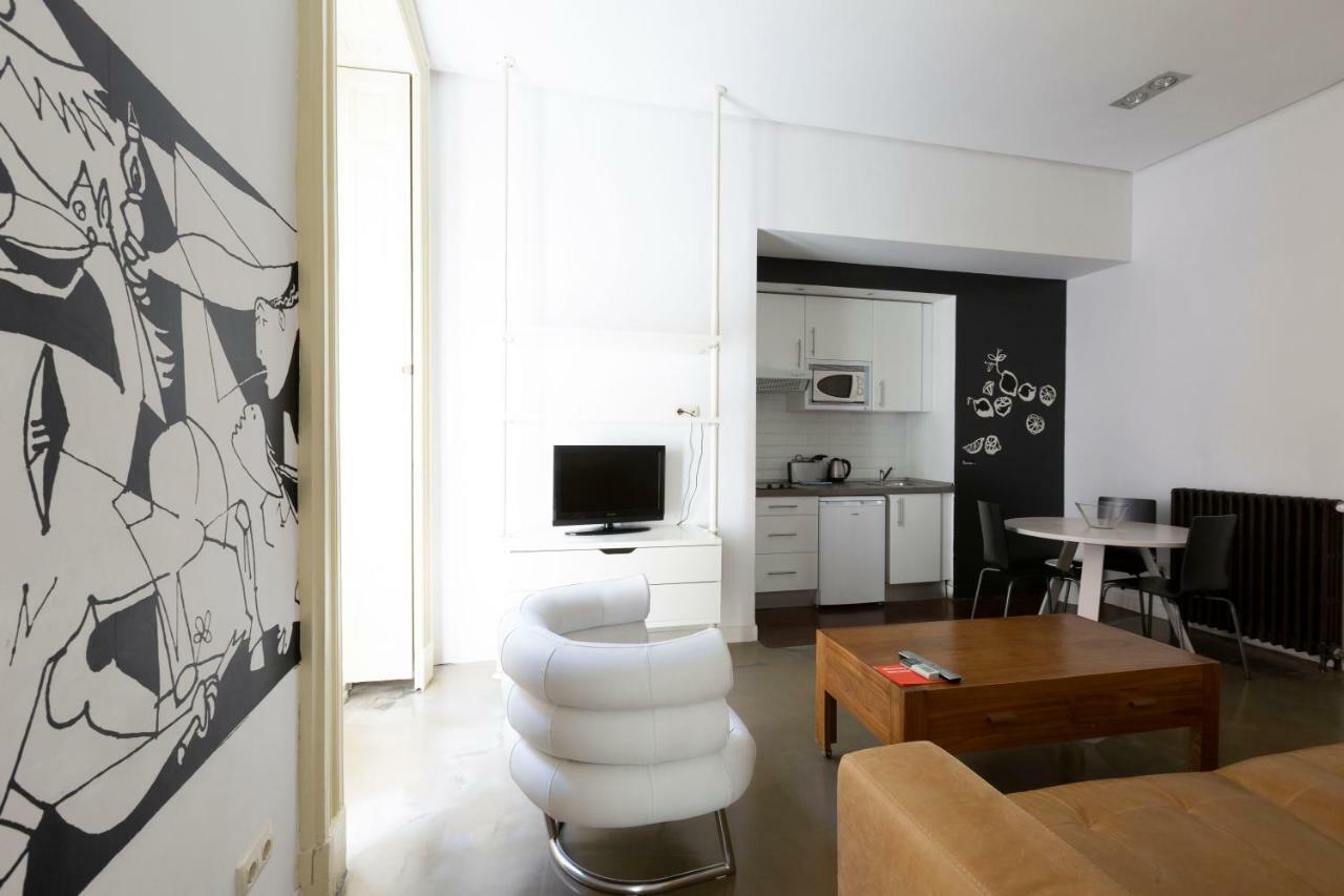 Apartamentos Matute 11 Madrid Dış mekan fotoğraf